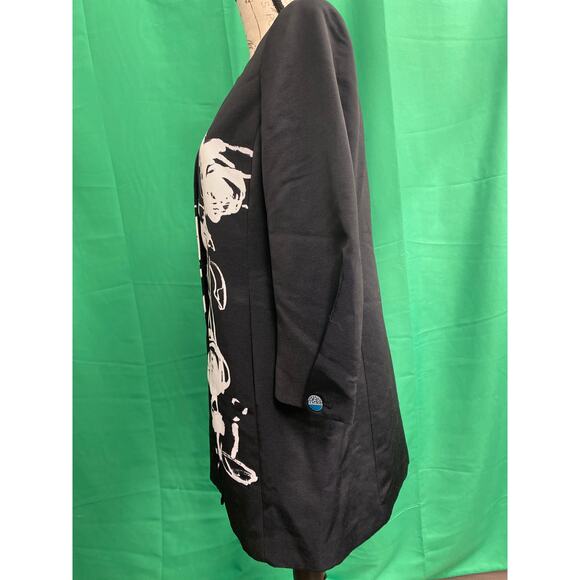 Chico’s black long sleeves, concealed zipper/snap Rose-Print Topper size 0(4-6) - Picture 9 of 15